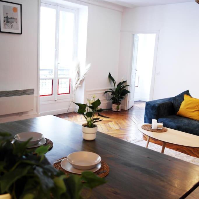 Appartement Haussmanannien Cosy - Republique Párizs Kültér fotó